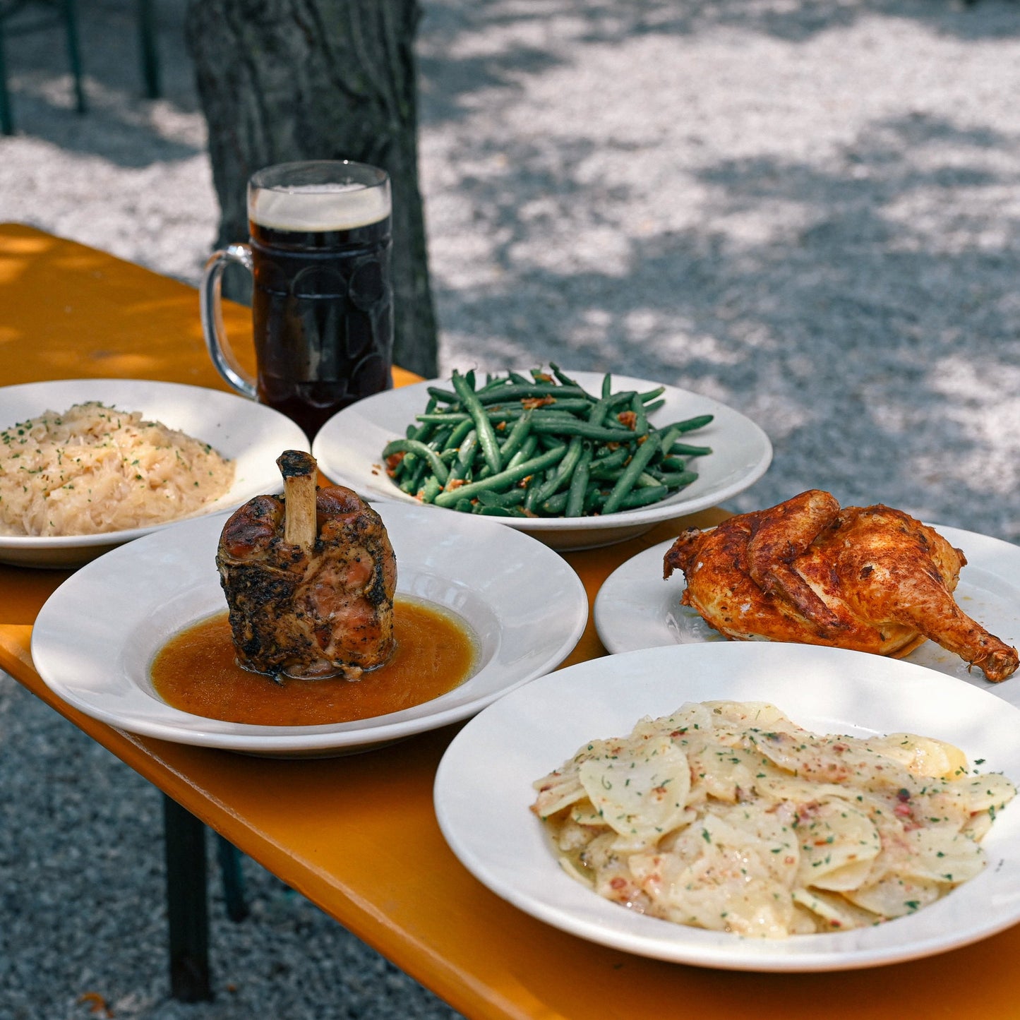Oktoberfest Festzelt Dinner